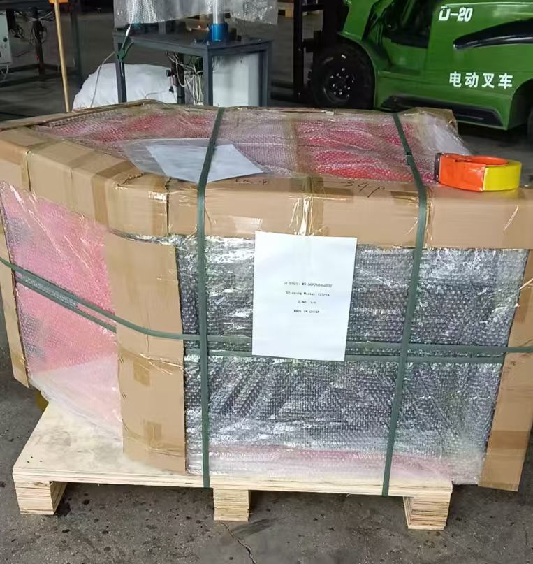 最新の企業ブログについて ベトナムへ洪水対策用防壁を送る