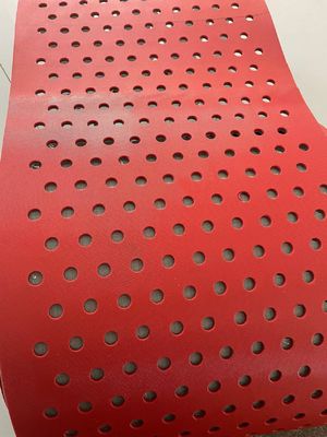 購入 ガソリン ポリ塩化ビニールのコンベヤー ベルトは別のパターンとの光沢のある滑らかにする online manufacture